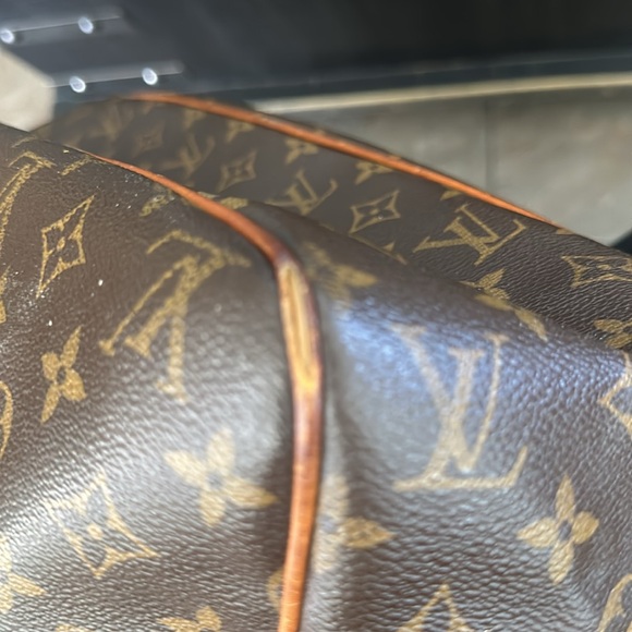 Louis Vuitton Batignolles Vintage LV Monogram Purse Authentic LV Batignolles - Picture 6 of 9